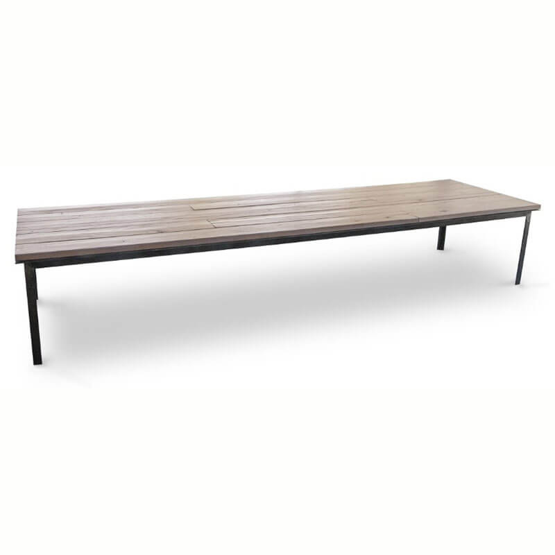 Entre Pot Dining Table