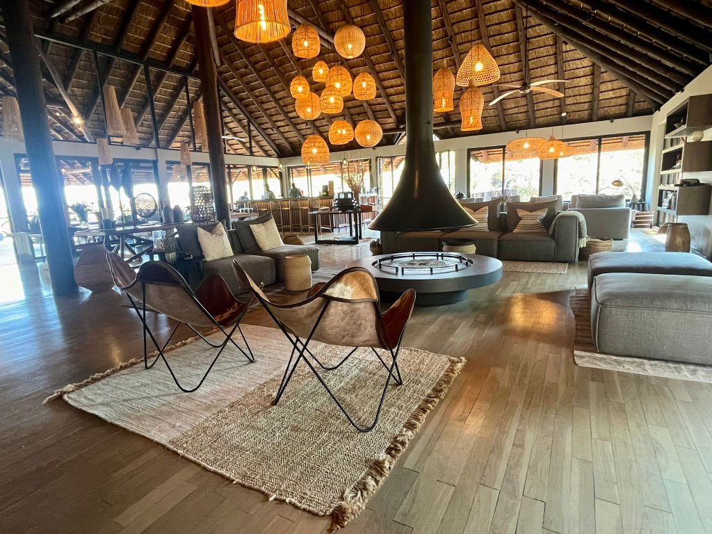 Laluka Safari Lodge, Welgevonden Game Reserve | Butterfly Chairs