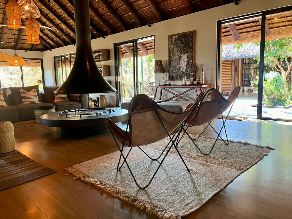 Laluka Safari Lodge, Welgevonden Game Reserve | Butterfly Chairs